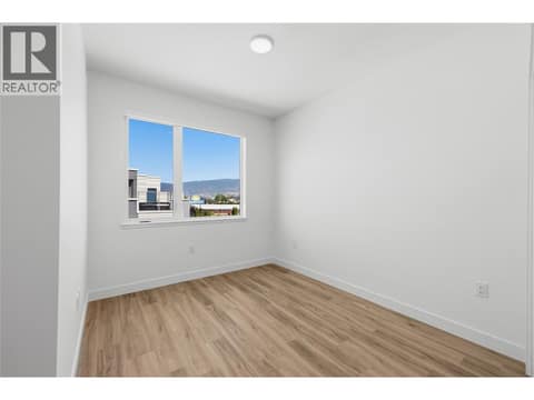Photo 17 of 270 Riverside Drive Unit# 412, Main North, Penticton