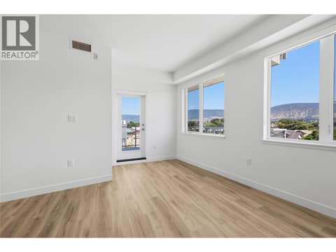 Photo 18 of 270 Riverside Drive Unit# 412, Main North, Penticton