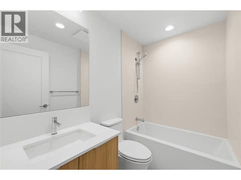 Photo 20 of 270 Riverside Drive Unit# 412, Main North, Penticton