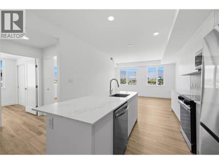 Photo 6 of 270 Riverside Drive Unit# 412, Main North, Penticton