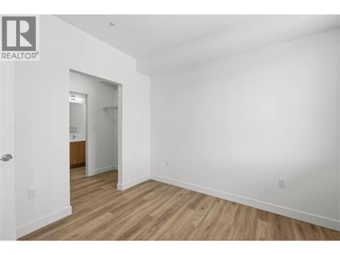 Photo 10 of 270 Riverside Drive Unit# 415, Main North, Penticton