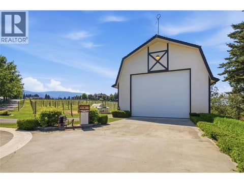 Helicopter Hanger at 2550 Grantham Road, South East Kelowna