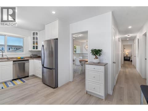 Photo 17 of 2618 Thacker Drive, Lakeview Heights, West Kelowna