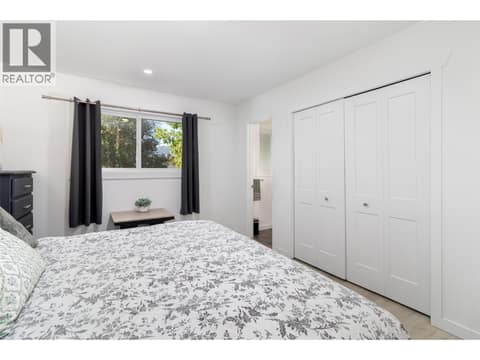 Photo 19 of 2618 Thacker Drive, Lakeview Heights, West Kelowna