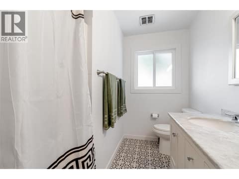 Photo 25 of 2618 Thacker Drive, Lakeview Heights, West Kelowna