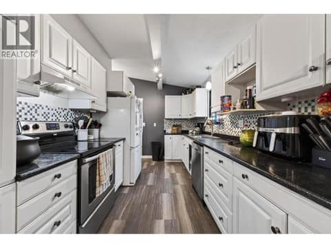 Photo 5 of 859 DEVER Drive, Westsyde, Kamloops