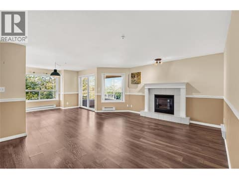 Photo 2 of 1750 ATKINSON Street Unit# 301, Main South, Penticton