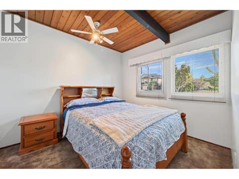 Photo 11 of 1020 Southill Street, Brocklehurst, Kamloops