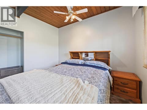 Photo 12 of 1020 Southill Street, Brocklehurst, Kamloops