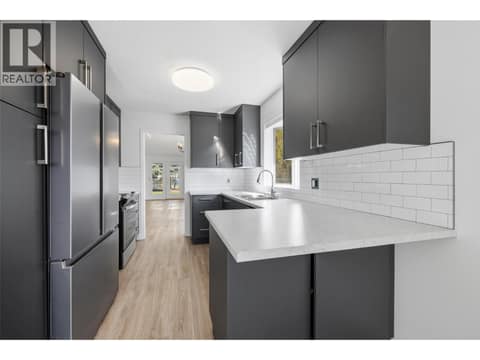 Newly renovated kitchen at 1020 Lanfranco Road Unit# 28, Lower Mission, Kelowna