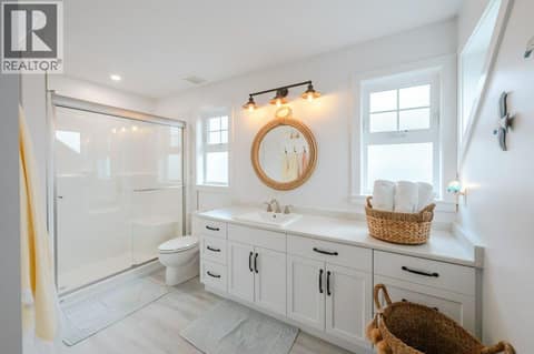 Upper level 3-piece ensuite at 2450 Radio Tower Road Unit# 58, Oliver Rural
