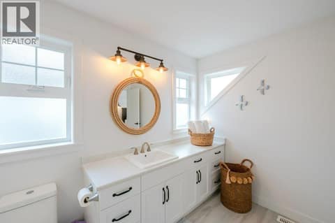 Upper level 3-piece ensuite at 2450 Radio Tower Road Unit# 58, Oliver Rural