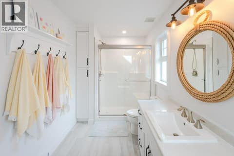 Upper level 3-piece ensuite at 2450 Radio Tower Road Unit# 58, Oliver Rural