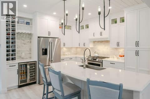 Wine rack & beverage fridge at 2450 Radio Tower Road Unit# 58, Oliver Rural