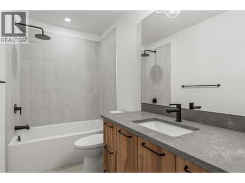 SIMILAR TO at 2467 Bradley Drive Unit# 101, Armstrong/ Spall.