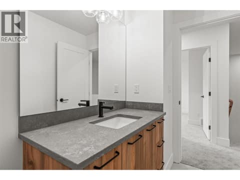 SIMILAR TO at 2467 Bradley Drive Unit# 101, Armstrong/ Spall.