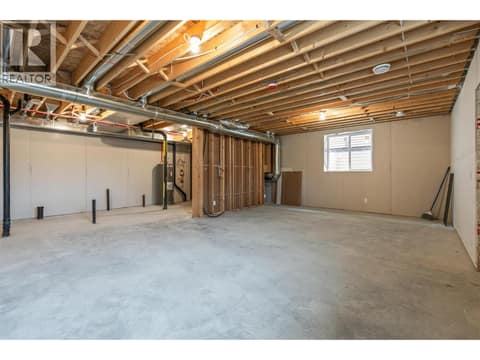 SIMILAR TO at 2467 Bradley Drive Unit# 101, Armstrong/ Spall.