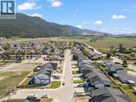 SIMILAR TO at 2467 Bradley Drive Unit# 101, Armstrong/ Spall.