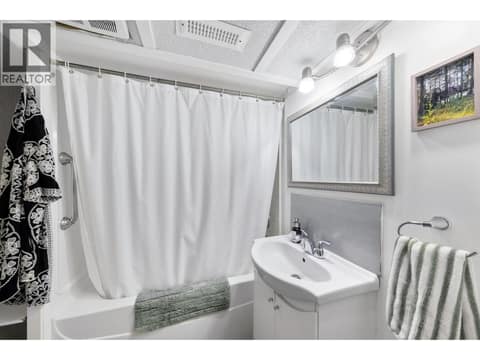 Photo 17 of 2202 42 Avenue, Harwood, Vernon