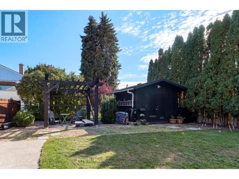 Photo 31 of 2202 42 Avenue, Harwood, Vernon
