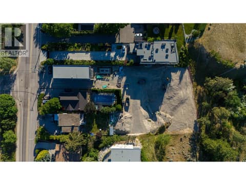 Photo 15 of 593 Vancouver Avenue, Main North, Penticton