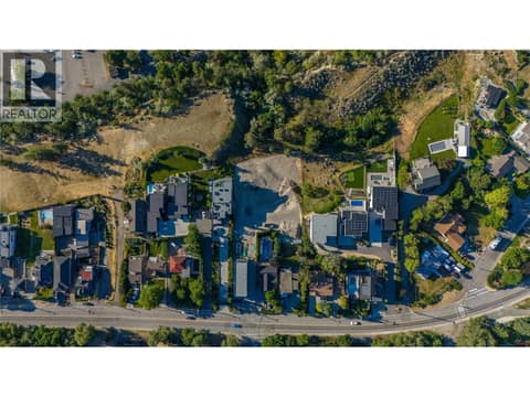 Photo 16 of 593 Vancouver Avenue, Main North, Penticton