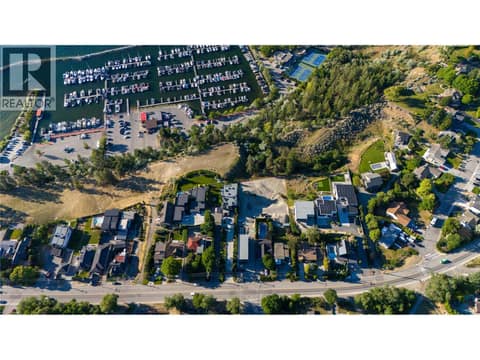 Photo 17 of 593 Vancouver Avenue, Main North, Penticton