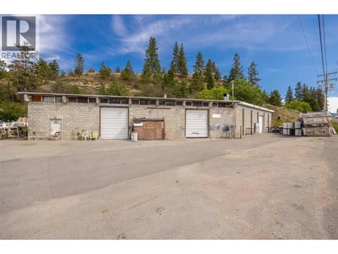 Photo 4 of 17411 Bentley Road, Summerland Rural