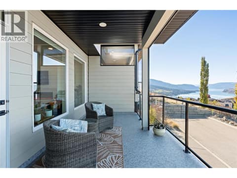Photo 1 of 1000 Mt Robson Place Unit# 29, Middleton Mountain Vernon