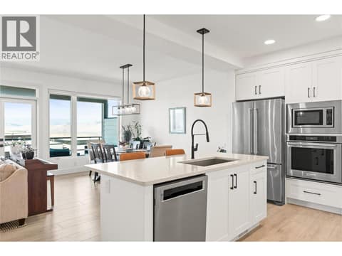 Photo 13 of 1000 Mt Robson Place Unit# 29, Middleton Mountain Vernon