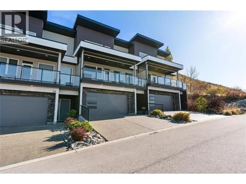 Photo 3 of 1000 Mt Robson Place Unit# 29, Middleton Mountain Vernon