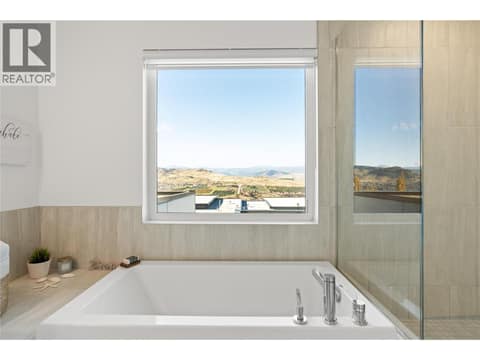 Photo 31 of 1000 Mt Robson Place Unit# 29, Middleton Mountain Vernon