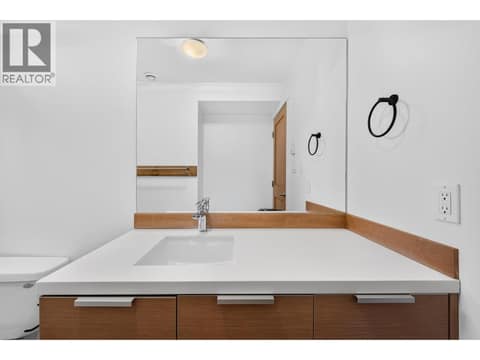 Bathroom 2 at 504 A 10th Street S, Golden