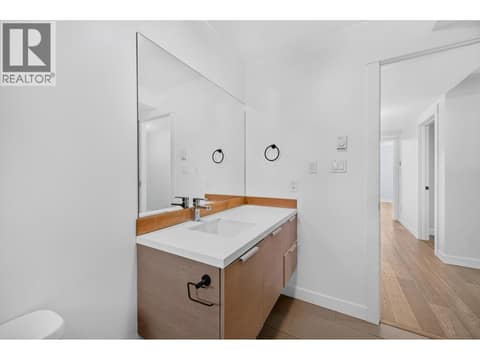 Bathroom 2 at 504 A 10th Street S, Golden