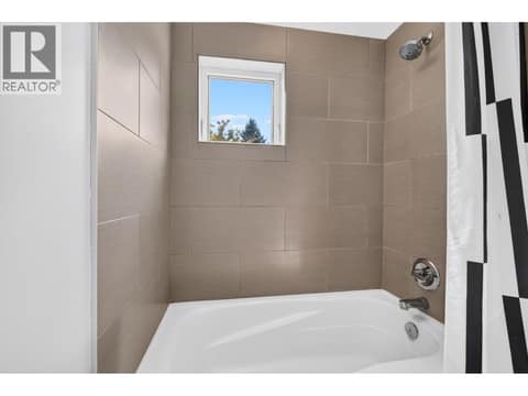 Ensuite Bathroom at 504 A 10th Street S, Golden