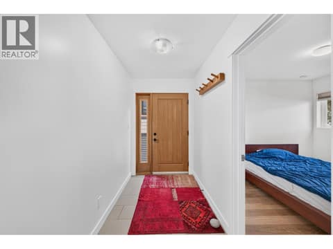 Entry at 504 A 10th Street S, Golden