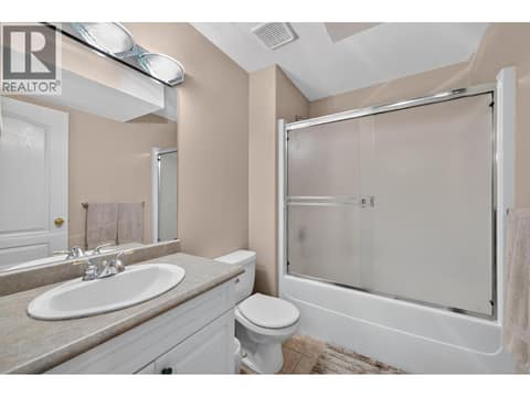 Photo 30 of 975 Regent Crescent, Aberdeen, Kamloops