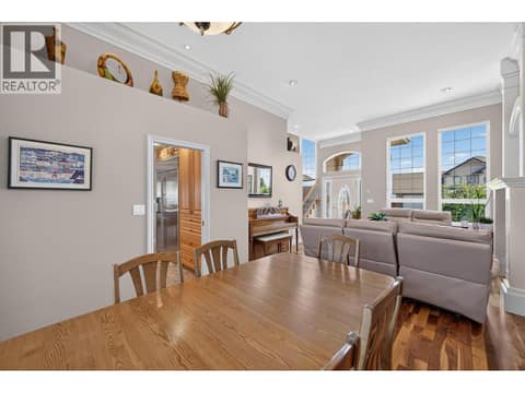 Photo 9 of 975 Regent Crescent, Aberdeen, Kamloops