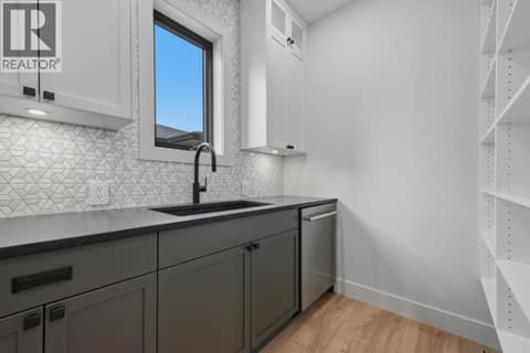 Photo 5 of 749 Carleton Street, University District, Kelowna