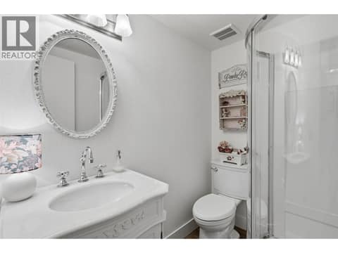 Main level bathroom at 1795 Summit Drive Unit# 11, Sahali, Kamloops
