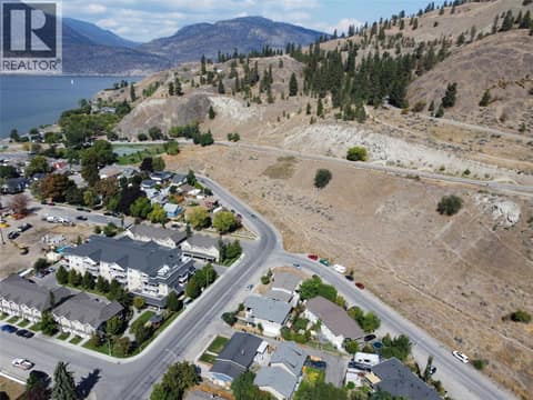 Photo 36 of 651 Richter Street, Kelowna North