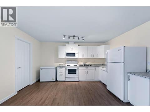 Suite at 989 Mt Ida Lane, Middleton Mountain Vernon