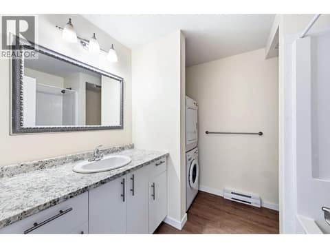 Suite at 989 Mt Ida Lane, Middleton Mountain Vernon