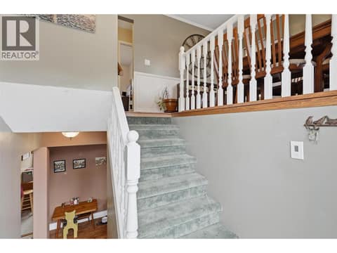 Cathedral entry at 723 Moody Place, Brocklehurst, Kamloops