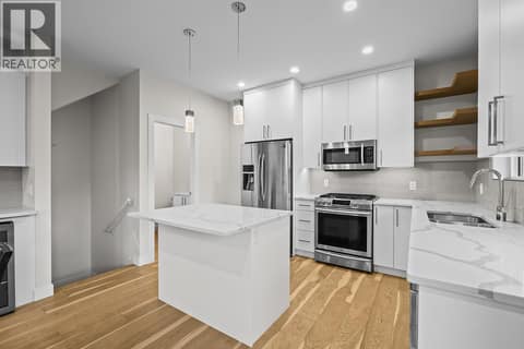Photo 6 of 813 Rose Avenue, Kelowna South
