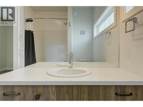 Ensuite at 741 Yorkville Street, University District, Kelowna