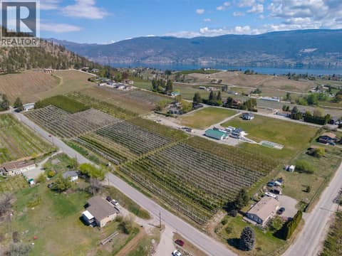 Photo 8 of 5803 Lewes Avenue, Summerland Rural