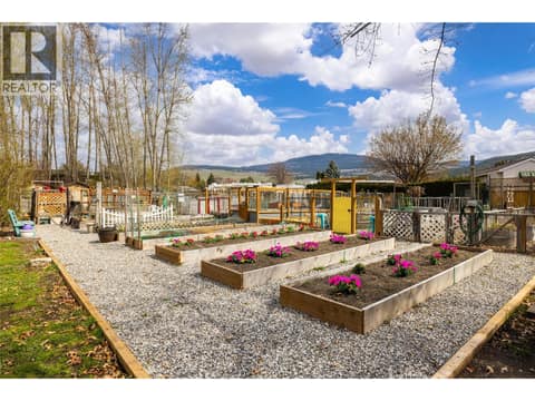 Community gardens at 415 Commonwealth Road Unit# 348, Lake Country East / Oyama, Kelowna