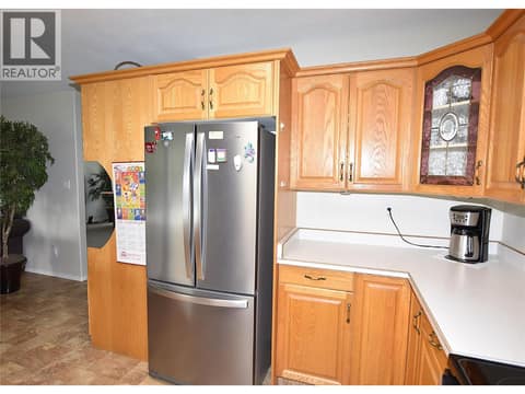 Photo 13 of 415 4 Street, Swan Lake West, Vernon