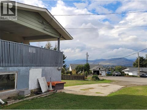 Quiet cul de sac at 683 Downie Road, South BX, Vernon